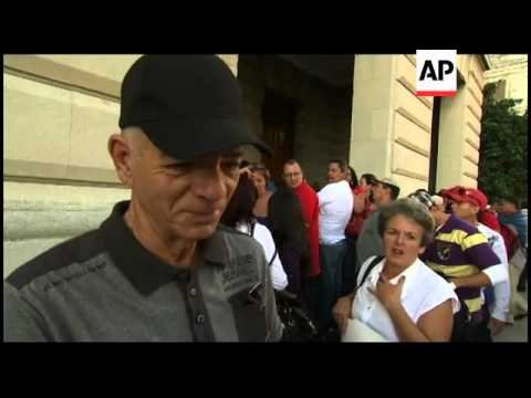 Long queues as Cubans of Spanish descent apply for Spanish citizenship