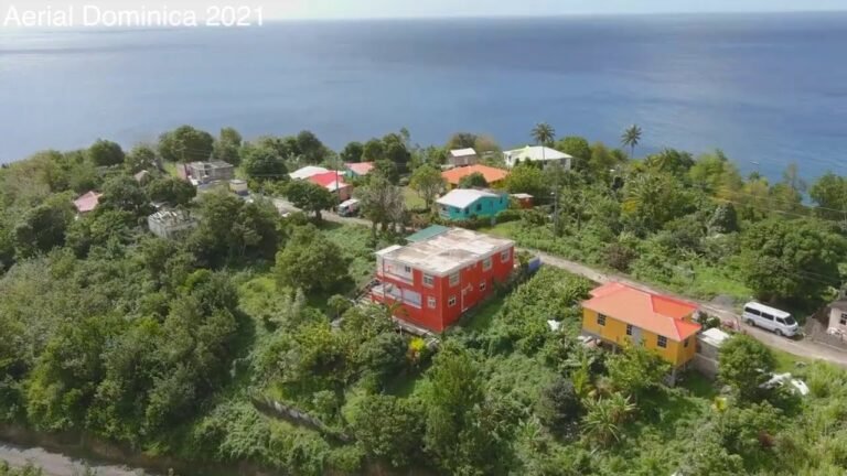 COTTAGE 2021 DOMINICA AERIAL VIEW: AUTEL EVO PRO 2 'AERIAL DOMINICA'