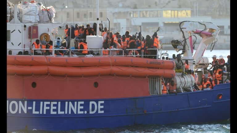 News Wrap: Malta accepts stranded migrant ship, ending standstill