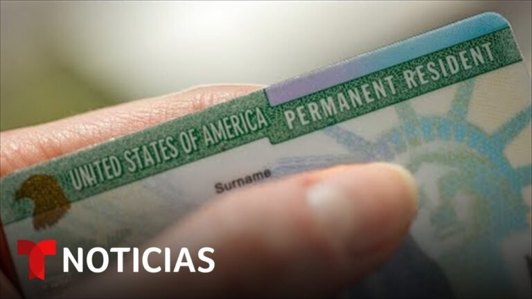 ¿Puedo pedir la renovación de mi 'green card' si ya se venció? | Noticias Telemundo